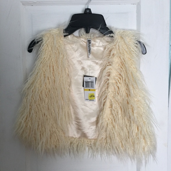 Beautees Other - 3/$20 Girl's Glam Rock Faux Fur Vest- Beige